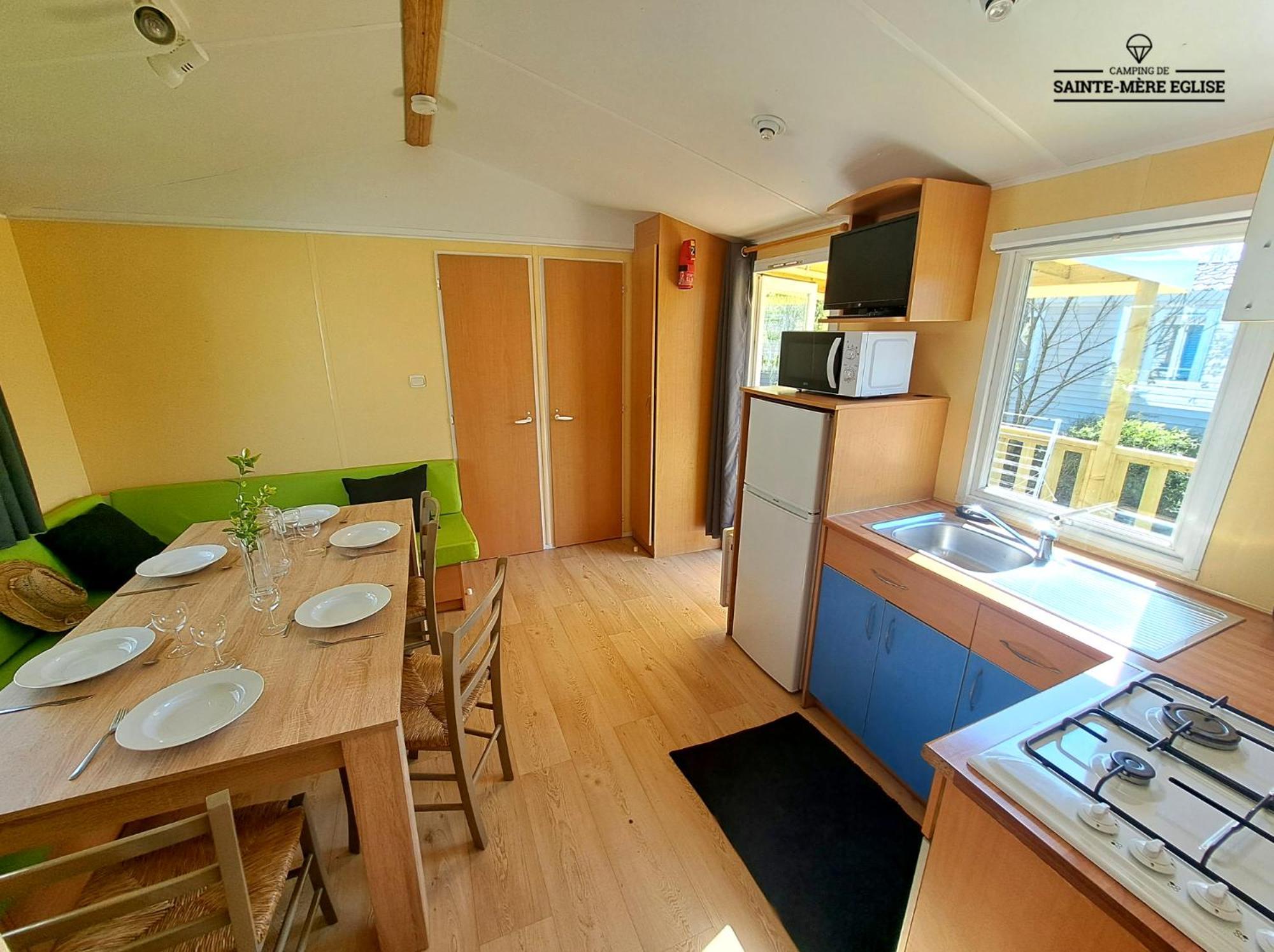 Camping Sainte Mere Eglise Sainte-Mere-Eglise Exterior foto
