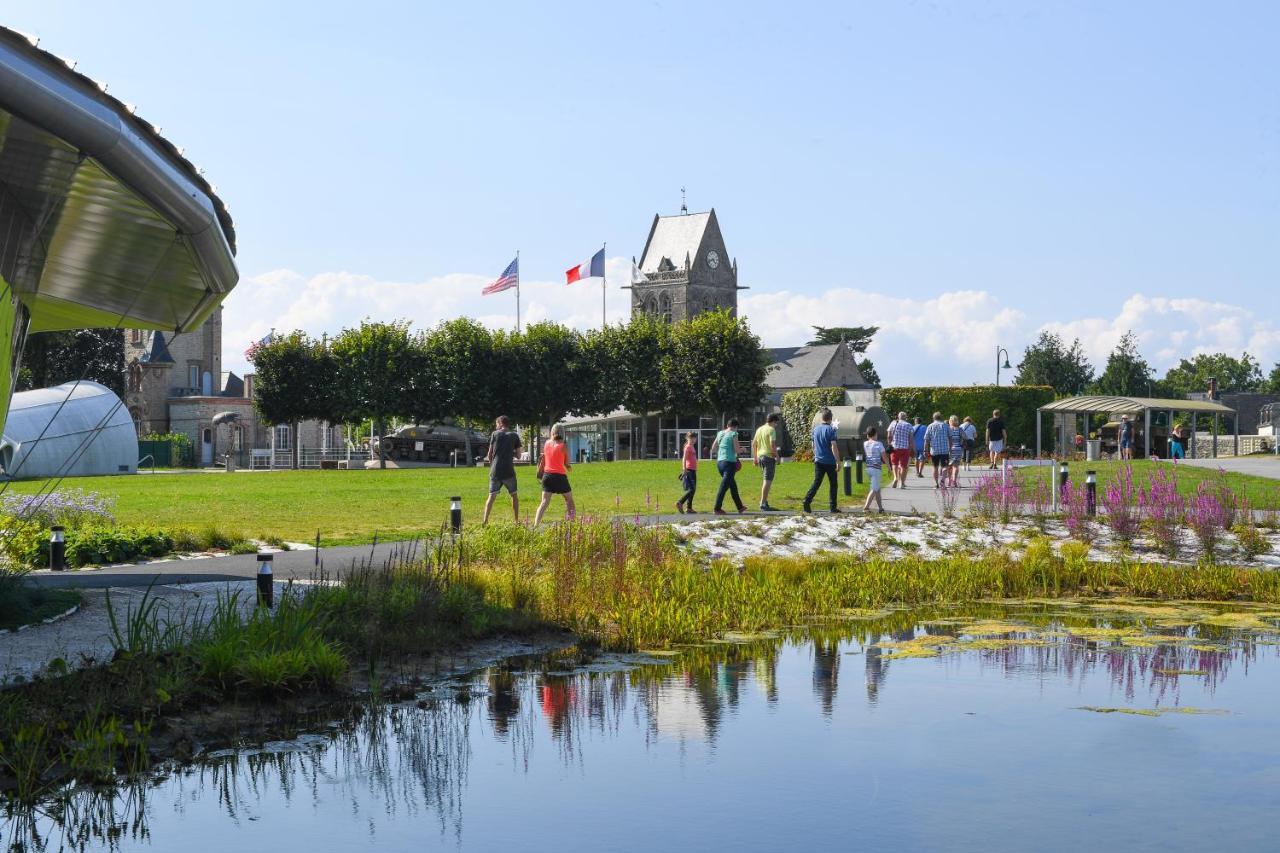 Camping Sainte Mere Eglise Sainte-Mere-Eglise Exterior foto